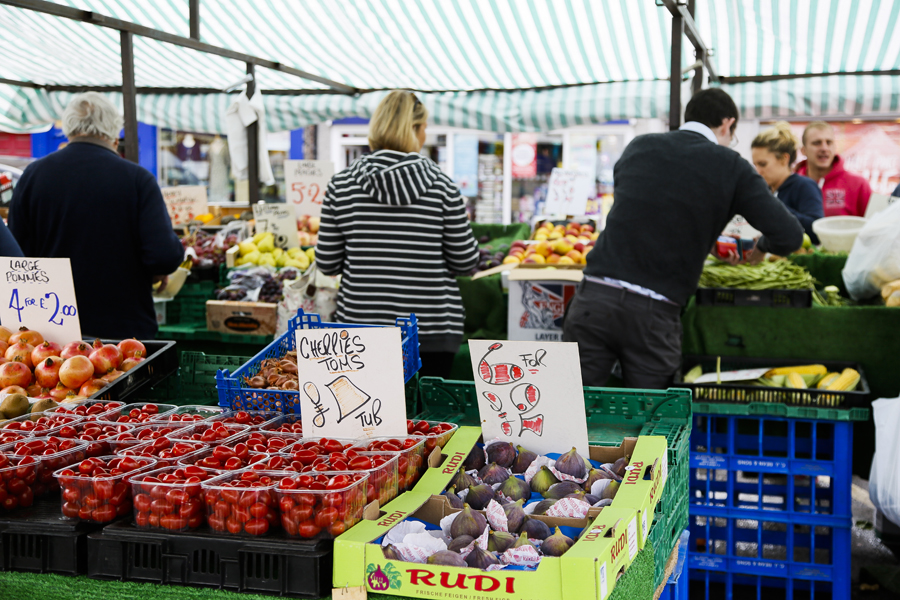 Fruit and vegetable stall Abingdon